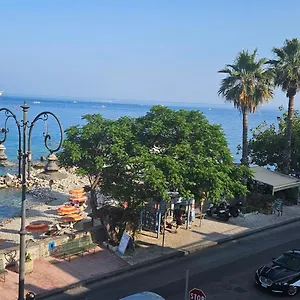 Nocleg ze śniadaniem Lucia & Giovanni, Giardini-Naxos