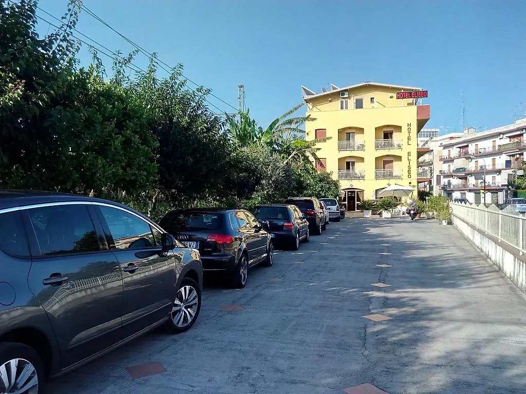 Hotel Eliseo Giardini Naxos 2*,