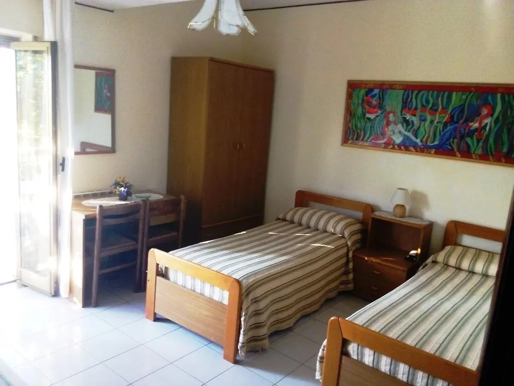 **  Hotel Eliseo Giardini Naxos Italy