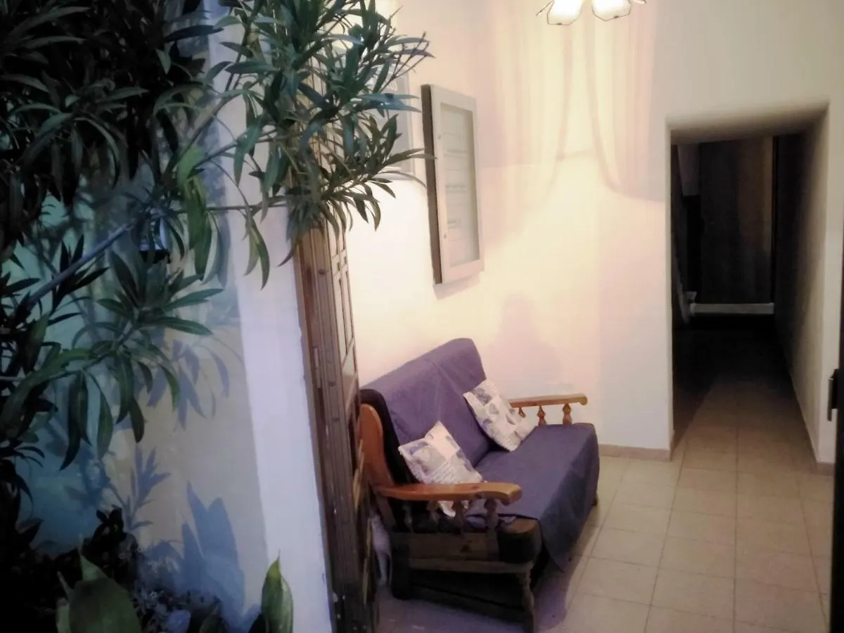 Hotel Eliseo Giardini-Naxos 2*,